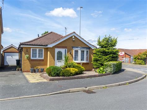 Find bungalows for sale in Kingsway, Ilkeston DE7 with the UK's largest data-driven property portal. . Bungalows for sale beeston